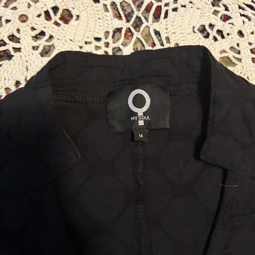 Elegant Black Long Sleeve Dress with Zipper Accents - Picture 4 of 6